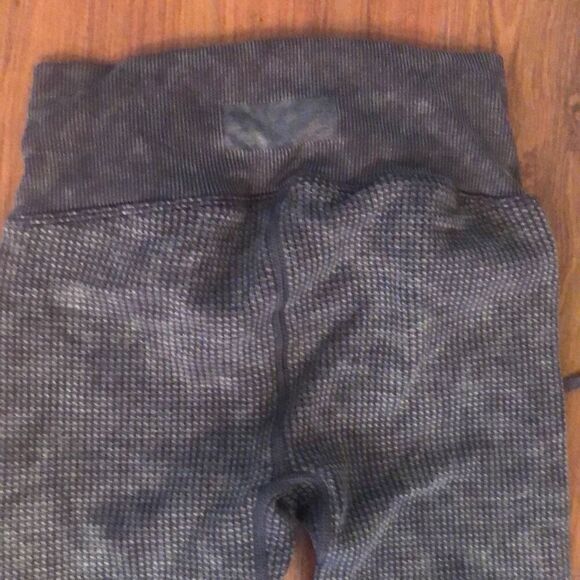 PINK active Grey distressed thermal pants size XS - Picture 7 of 7